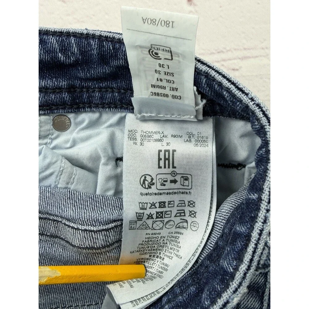 Diesel Mens Thommer Slim Jeans RE062 Blue Stretch Denim $250 Size 30x30 (30/30)